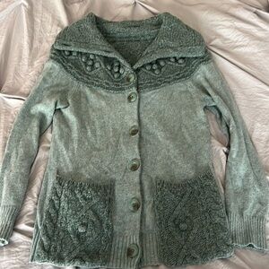 Sleeping on snow cardigan